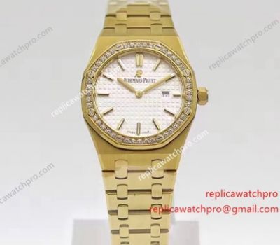 Swiss Copy Audemars Piguet Royal Oak Gold Diamond Bezel White Face Watch